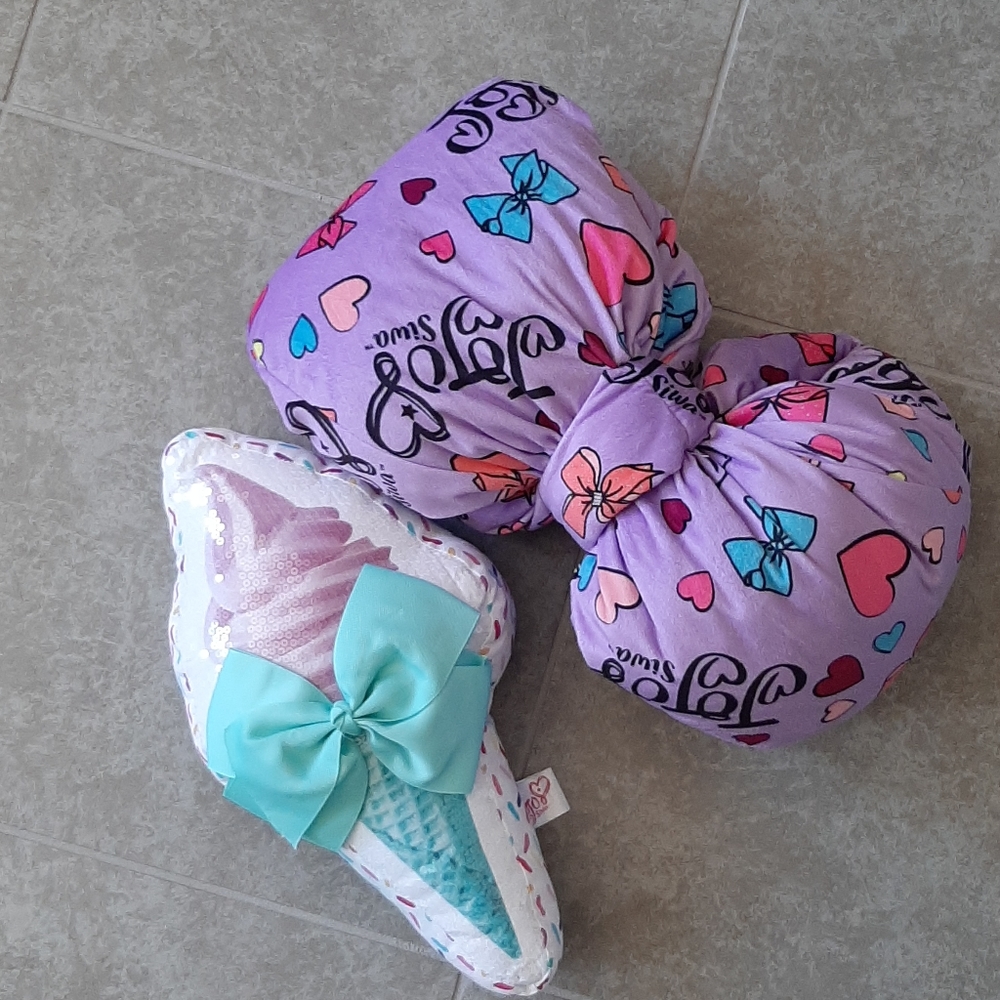 jojo pillows